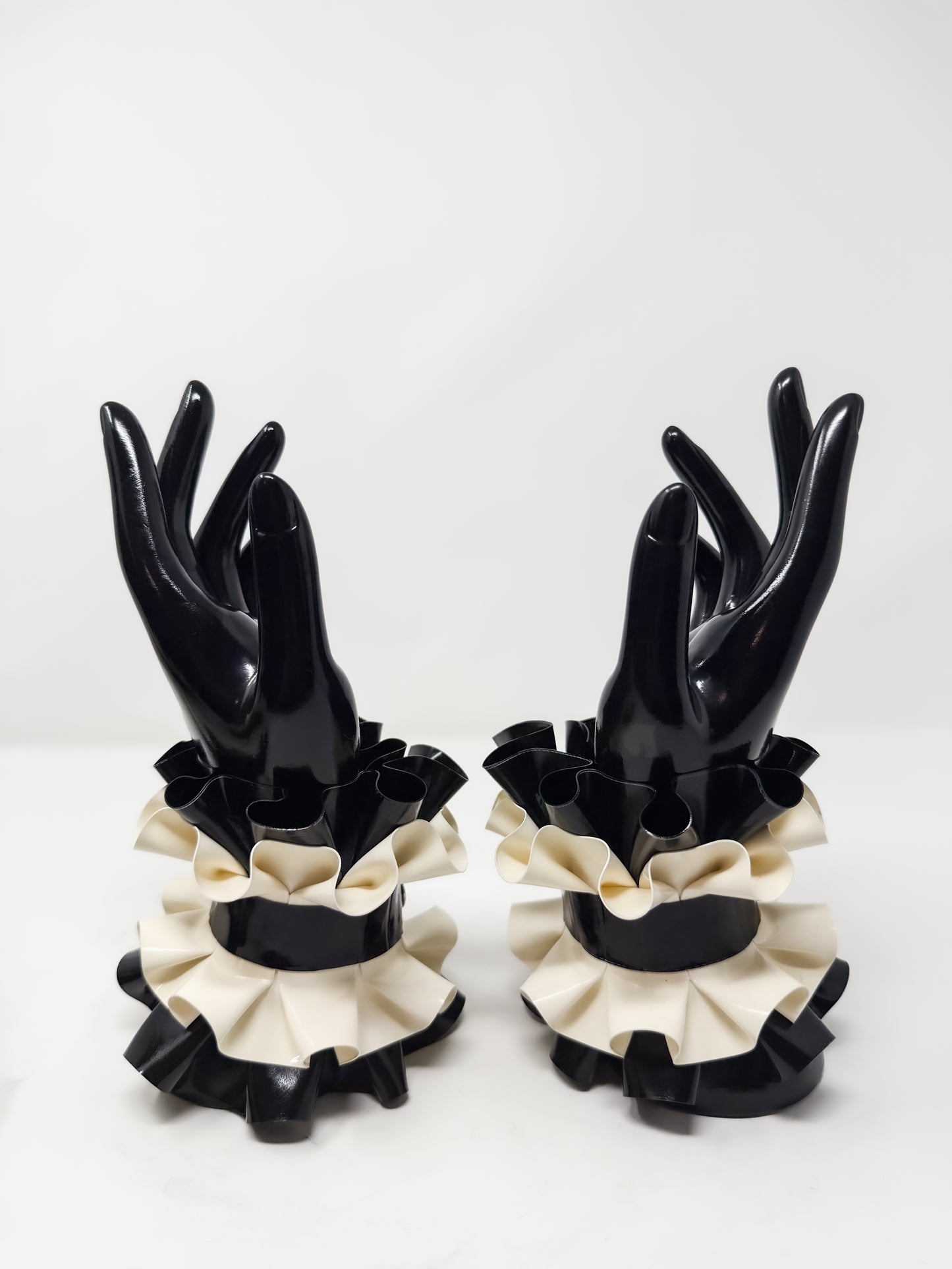 Dramatix Two Tone Neck and Wrist Ruffle Set